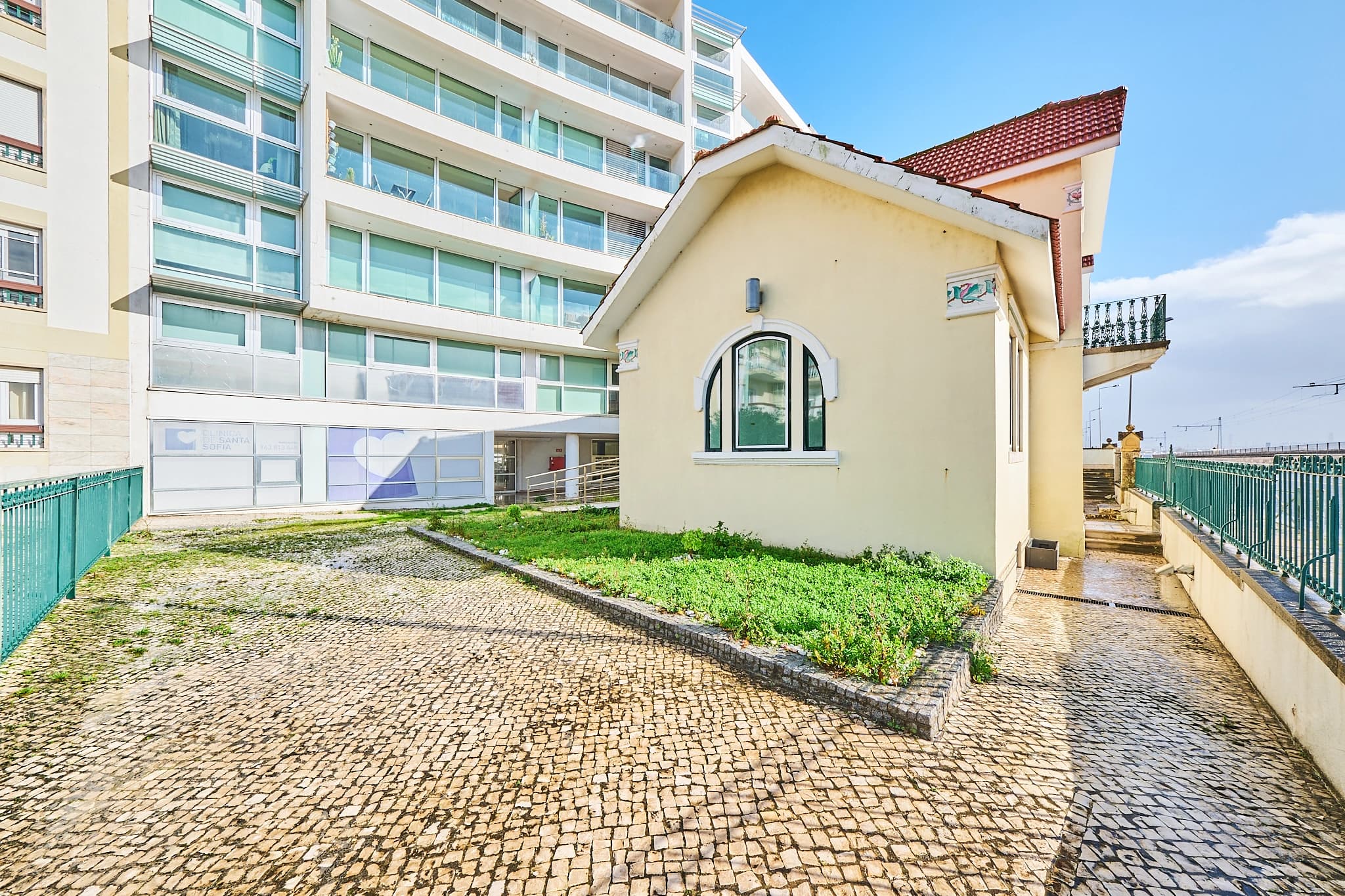 Prédio Comercial Exclusivo - Thumbnail 29