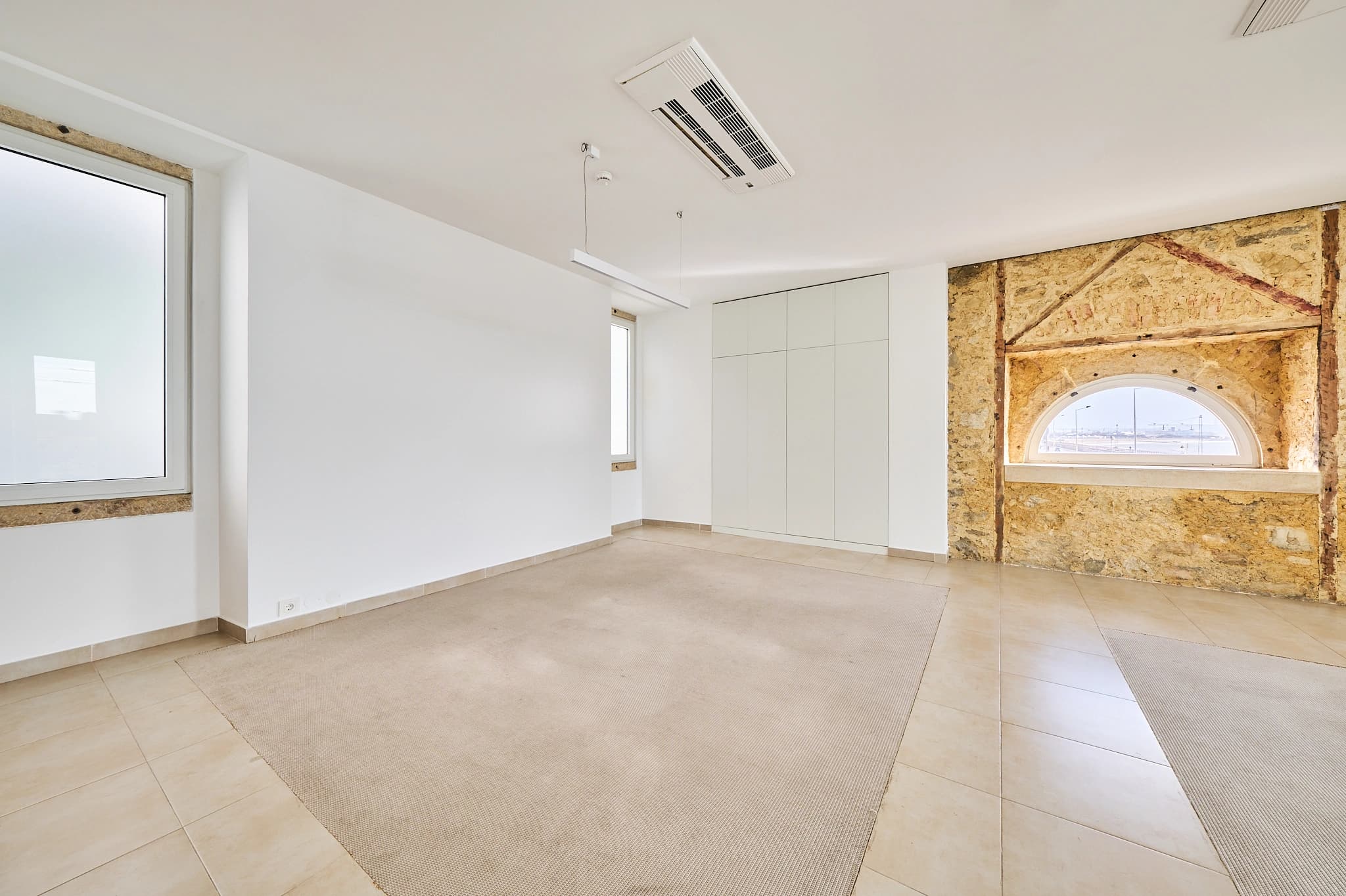 Prédio Comercial Exclusivo - Thumbnail 3