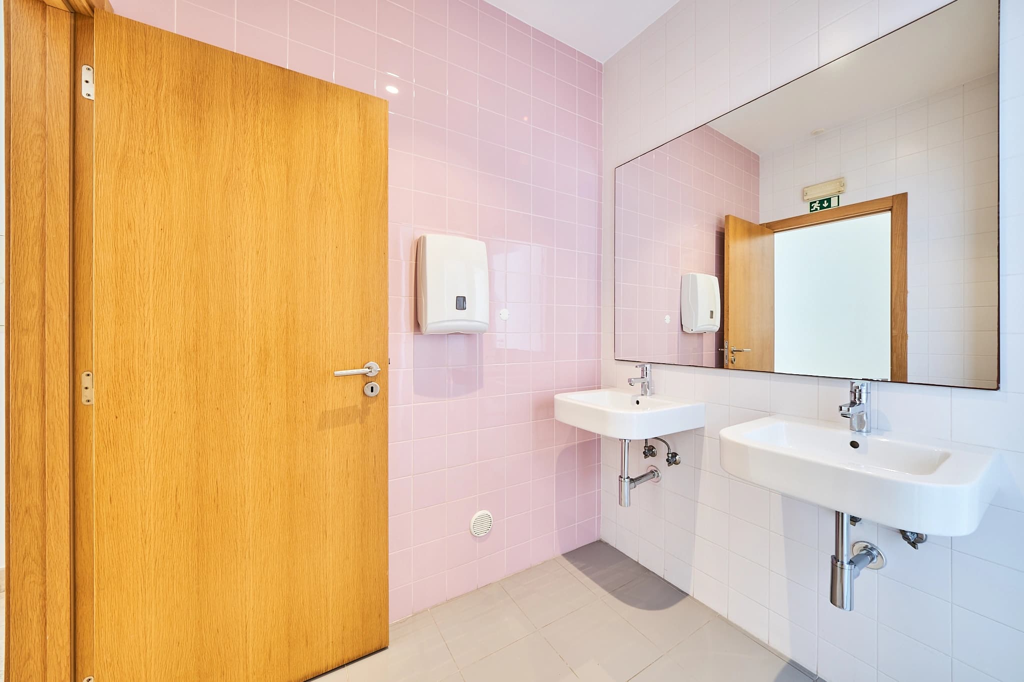 Prédio Comercial Exclusivo - Thumbnail 33