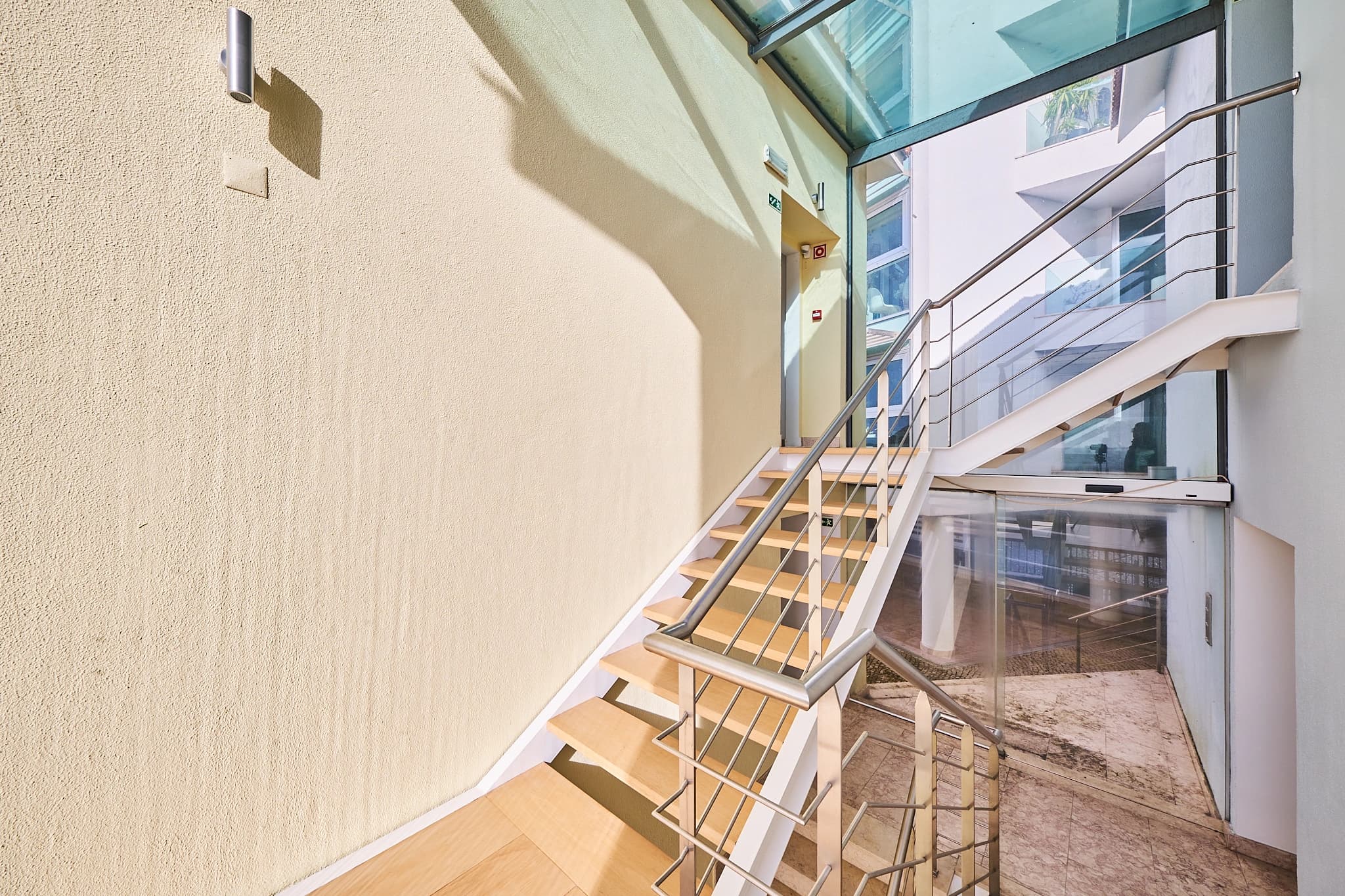 Prédio Comercial Exclusivo - Thumbnail 35