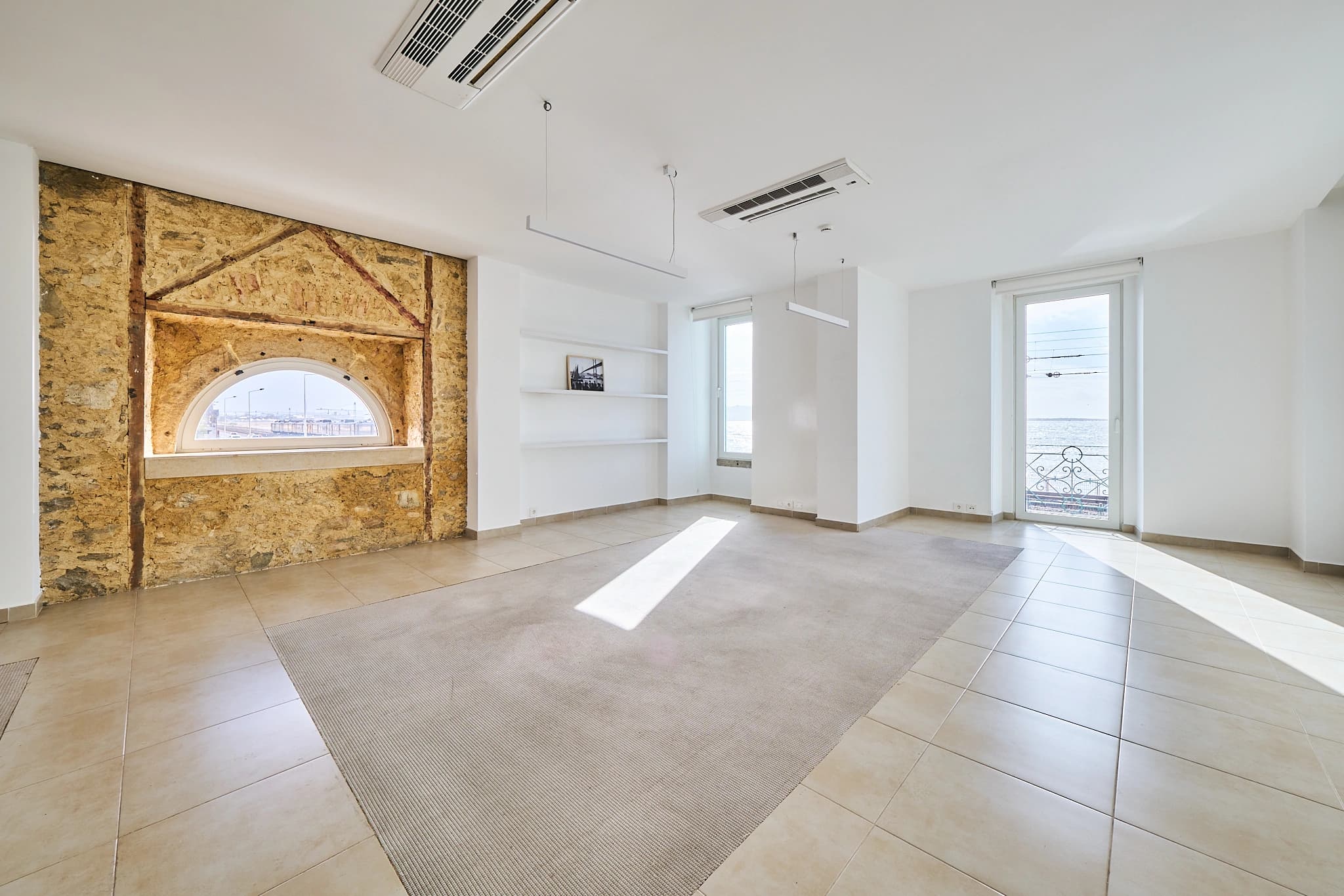 Prédio Comercial Exclusivo - Thumbnail 4