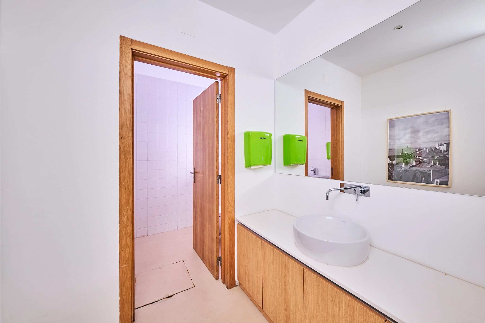 Prédio Comercial Exclusivo - Thumbnail 56